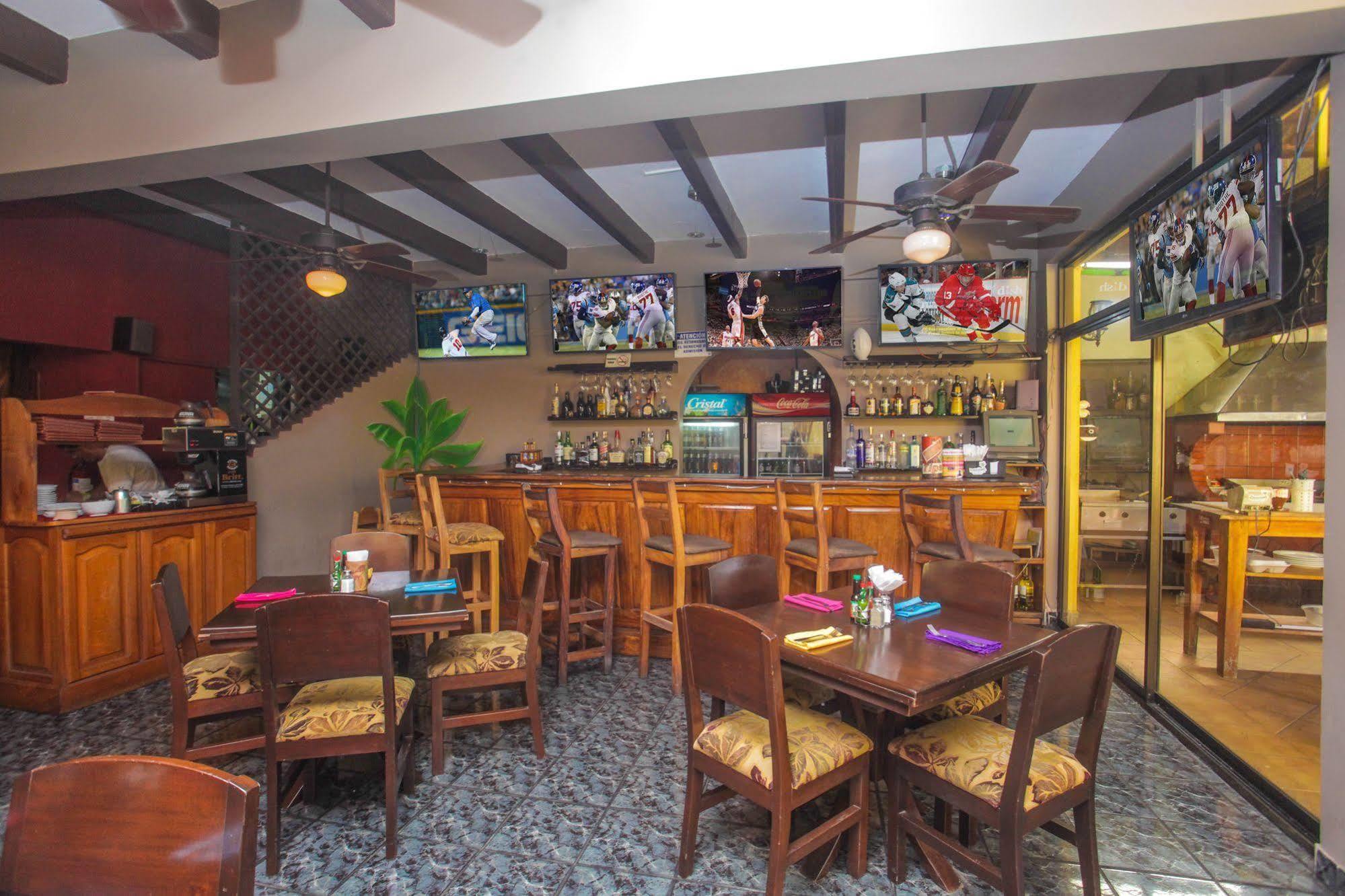 יקו Hotel Poseidon מראה חיצוני תמונה