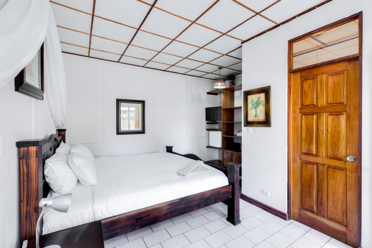 יקו Hotel Poseidon מראה חיצוני תמונה