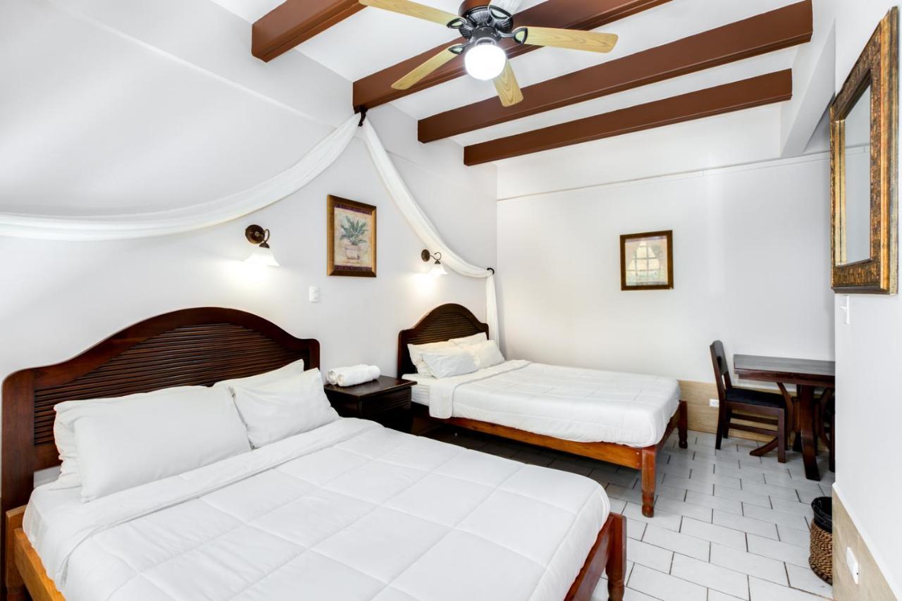 יקו Hotel Poseidon מראה חיצוני תמונה