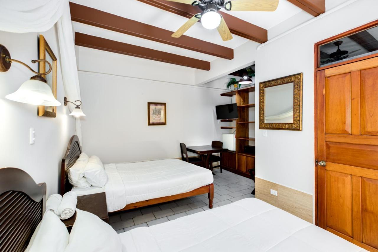יקו Hotel Poseidon מראה חיצוני תמונה